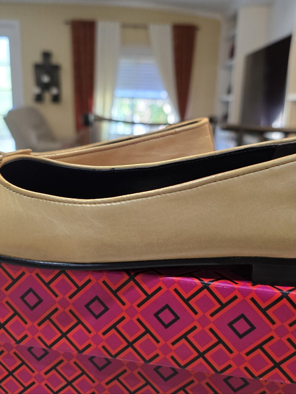 Tory Burch Cap-Toe Ballet Flats Ginger Shortbread/ Perfect Black Size 6.5 - Picture 10 of 14